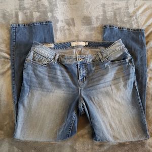 TORRID barely boot Jean's 14R
